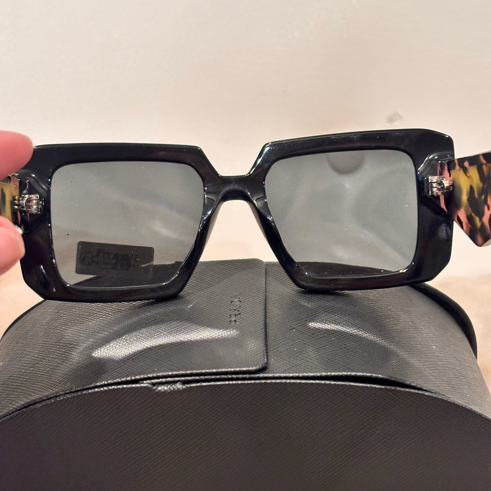 PRADA PR 23YS Black & Pink Tortoise Shell Sunglasses NWT RETAIL $600+ - Picture 7 of 12